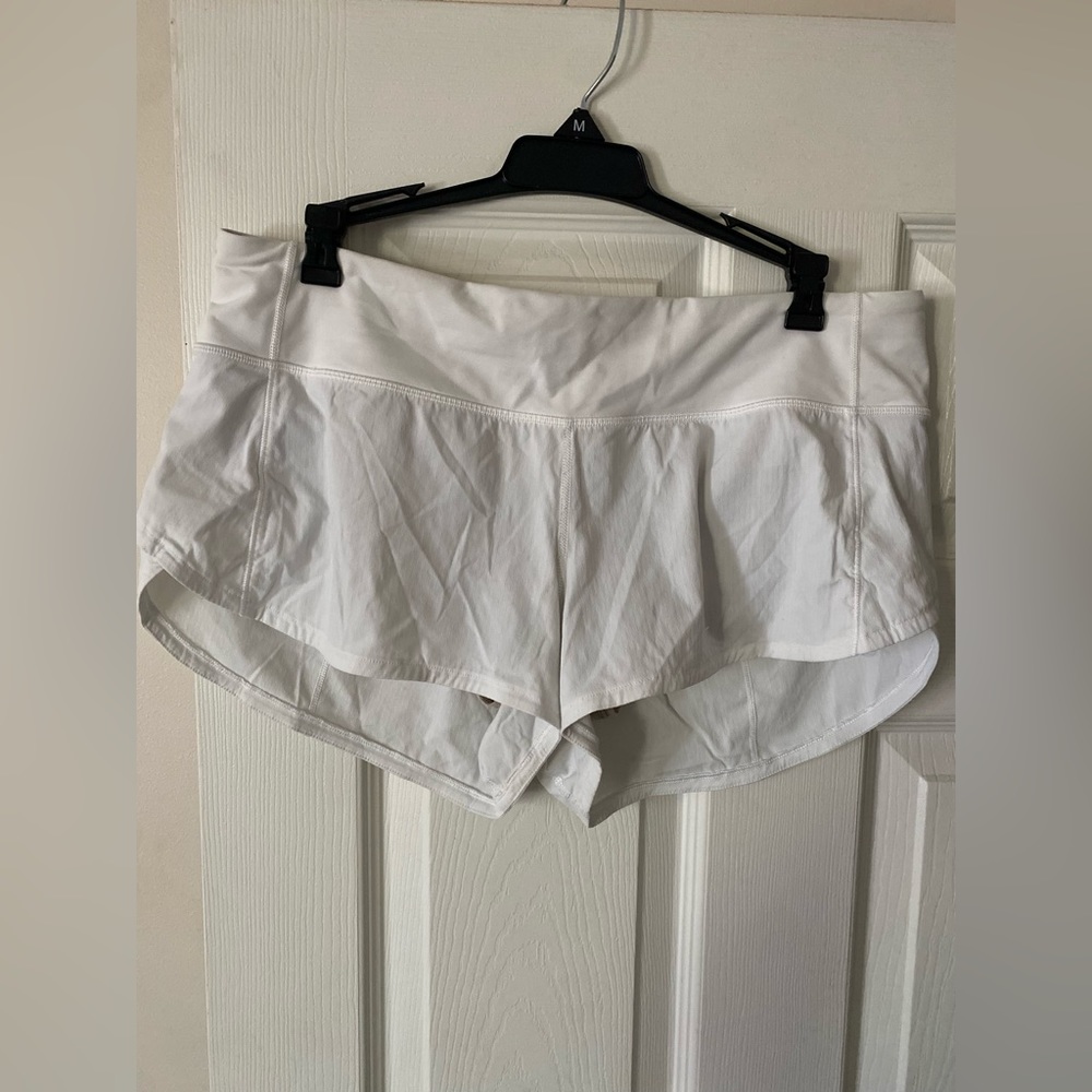 White lululemon shorts